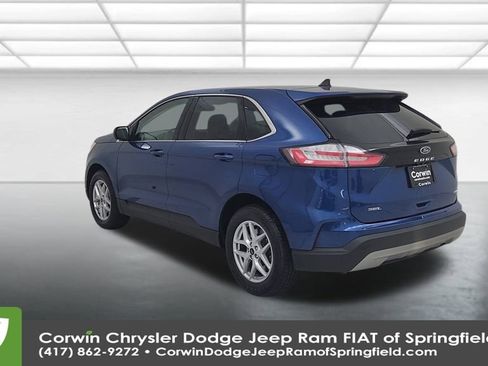 Used 2023 Ford Edge SEL image 11