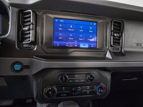 Used 2023 Ford Bronco 4-Door image 26