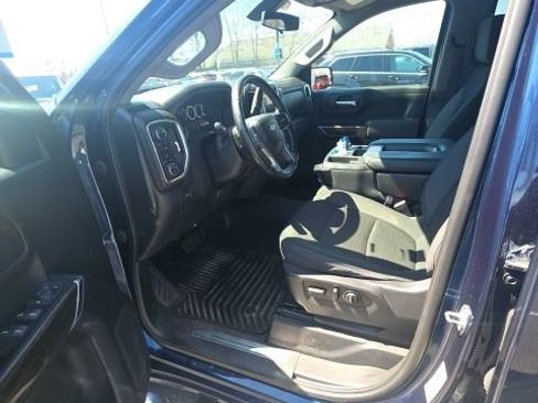 Used 2020 Chevrolet Silverado 1500 LT w/ All-Star Edition image 3