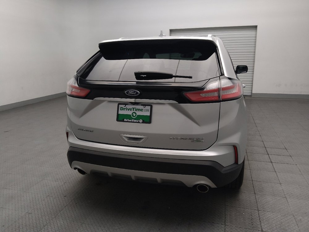 Used 2019 Ford Edge Titanium FWD image 7