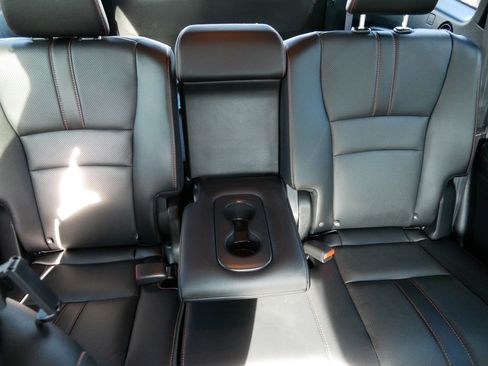 Used 2022 Honda Pilot TrailSport image 13