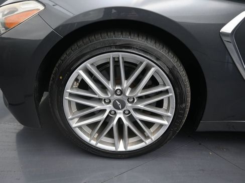 Used 2021 Genesis G70 2.0T w/ Elite Package RWD image 9