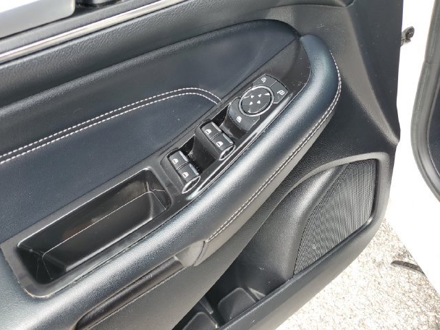 Used 2016 Ford Edge Titanium w/ Technology Package FWD image 21