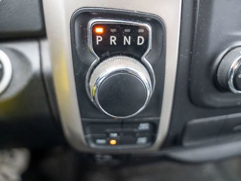 Used 2017 RAM 1500 Classic SLT image 25