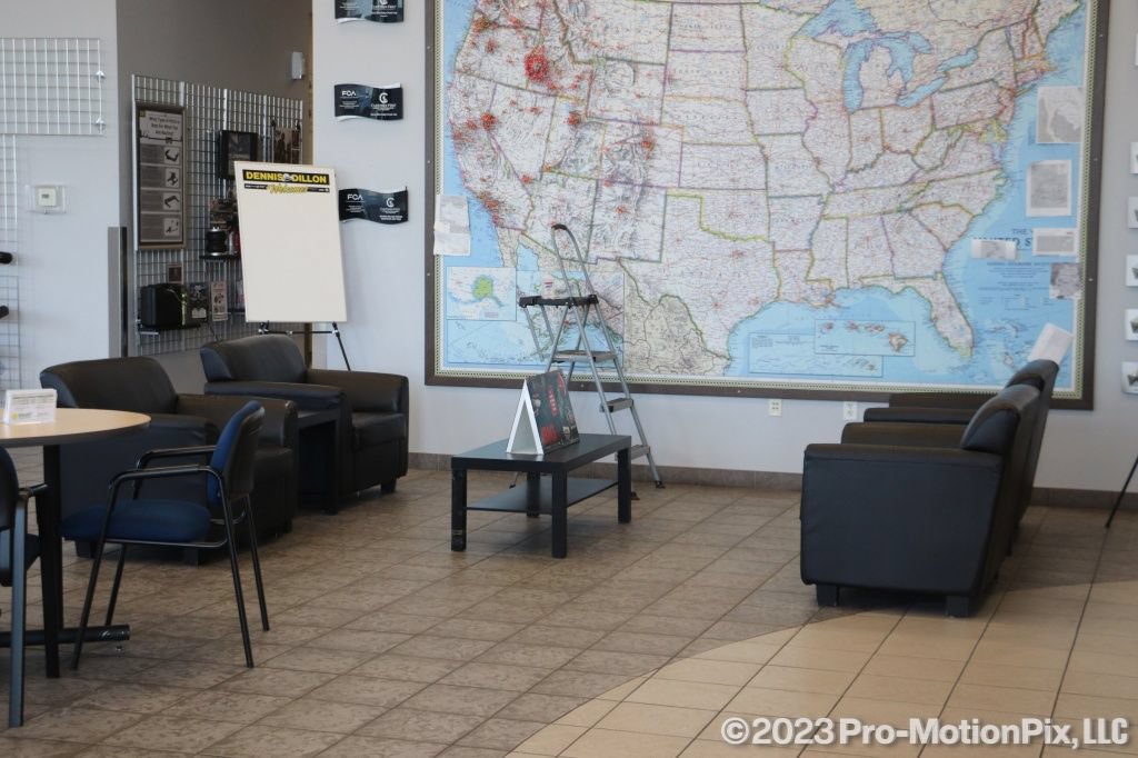 Used 2023 Ford F350 Platinum AWD/4WD image 36