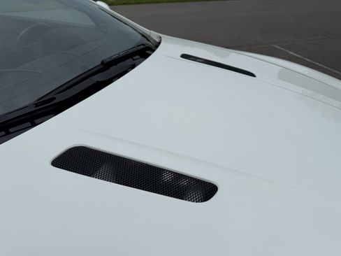 Used 2015 Aston Martin V8 Vantage GT RWD image 43