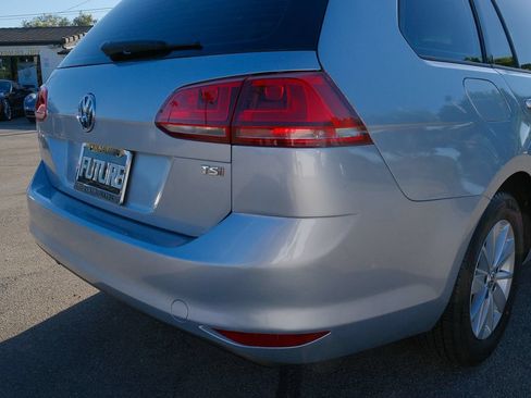 Used 2016 Volkswagen Golf SE FWD image 37