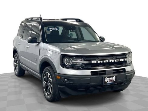 Used 2023 Ford Bronco Sport Outer Banks w/ Tech Package AWD/4WD image 1