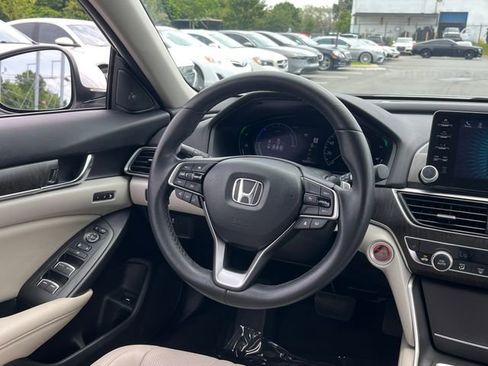Used 2021 Honda Accord EX-L image 18