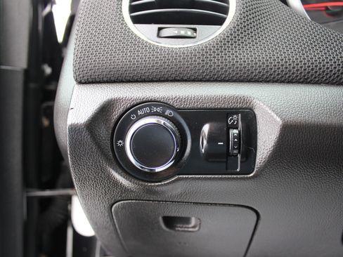 Used 2014 Chevrolet Cruze LT image 21