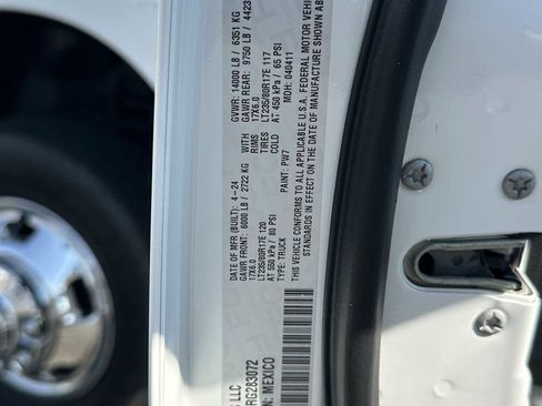 Used 2024 RAM 3500 Tradesman w/ Chrome Appearance Group image 28