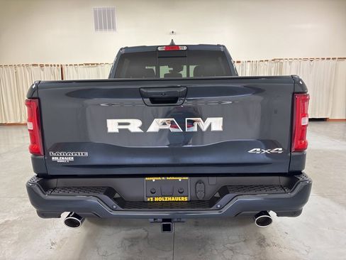 New 2026 RAM 1500 Laramie AWD/4WD image 7