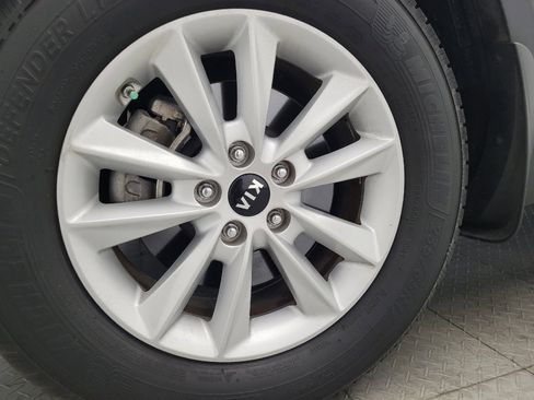 Used 2020 Kia Sorento LX w/ LX I4 Convenience Package FWD image 31