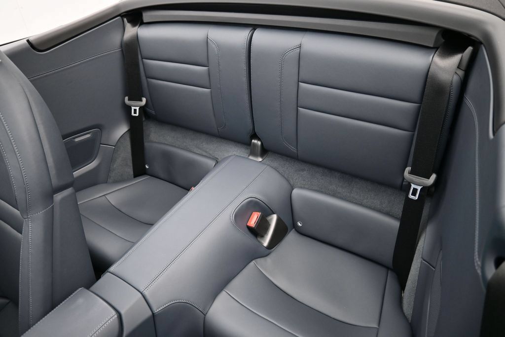 Certified 2025 Porsche 911 Carrera RWD image 10