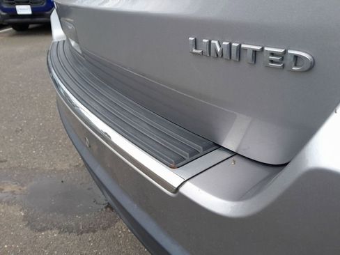 Used 2018 Jeep Grand Cherokee Limited image 43