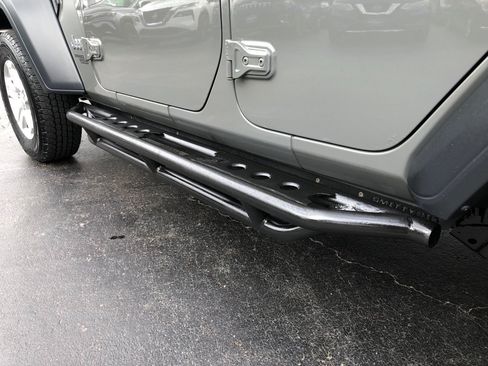 Used 2019 Jeep Wrangler Unlimited Sport S AWD/4WD image 15