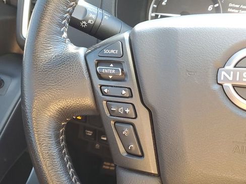 Used 2022 Nissan Frontier SV image 14