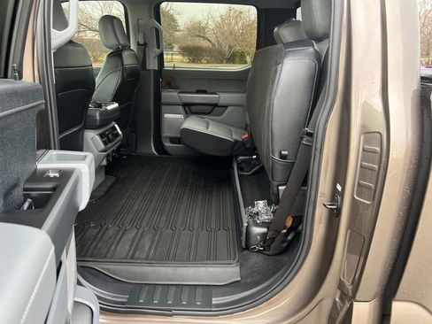 Used 2023 Ford F150 Lariat w/ Equipment Group 502A High image 28