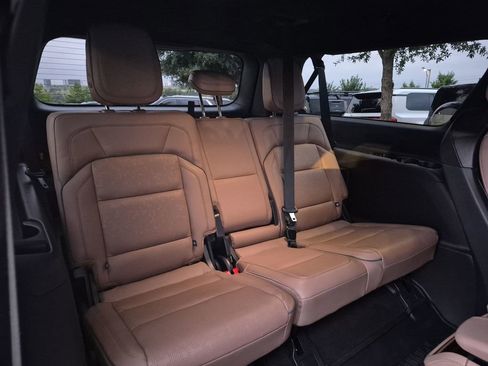 Used 2025 Lincoln Navigator L Black Label AWD/4WD image 35