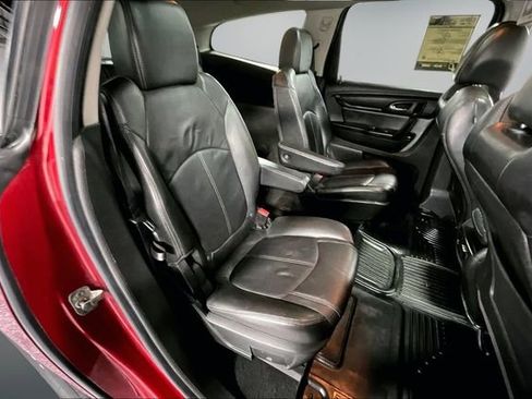 Used 2013 Chevrolet Traverse LT image 25