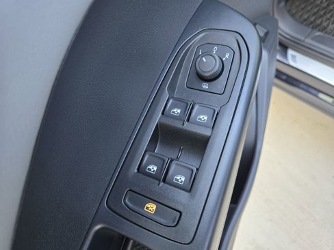 New 2024 Volkswagen Taos SEL image 21