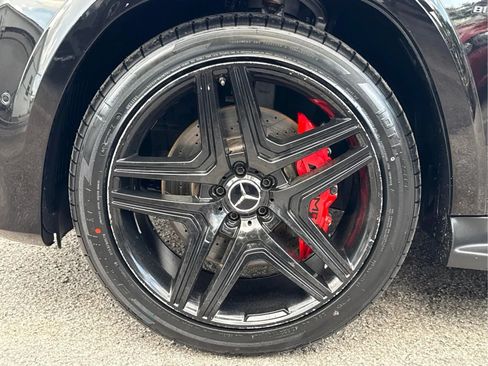 Used 2019 Mercedes-Benz GLS 63 AMG 4MATIC w/ AMG Night Styling Package image 9