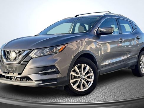 Used 2020 Nissan Rogue Sport SV image 12