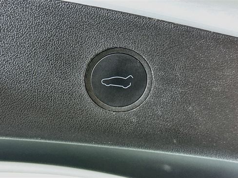 Used 2023 Tesla Model 3 Standard Range RWD image 28