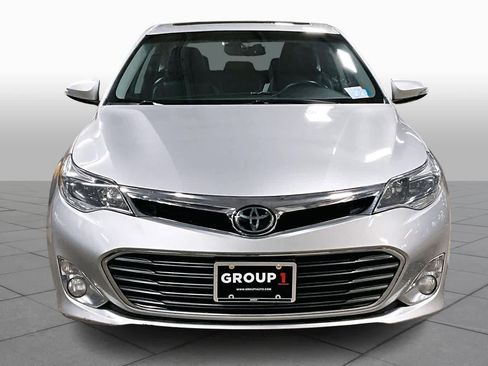 Used 2013 Toyota Avalon Limited image 3