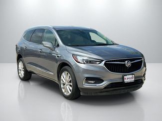 Used 2020 Buick Enclave Essence w/ Sound and Sites Package FWD video 3