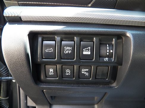Used 2019 Subaru Forester Limited AWD/4WD image 17