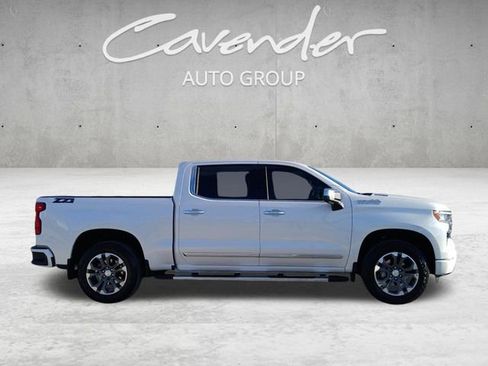 Used 2024 Chevrolet Silverado 1500 High Country w/ Technology Package image 17