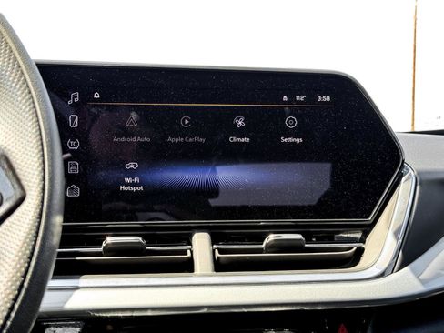 Used 2024 Chevrolet Trax LT FWD image 20