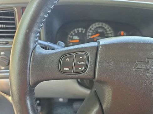 Used 2006 Chevrolet Avalanche Z71 w/ Preferred Equipment Group AWD/4WD image 20