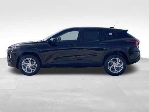New 2026 Chevrolet Trax LS w/ LS Convenience Package image 6