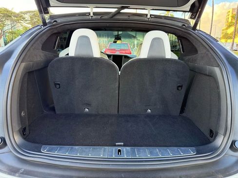 Used 2019 Tesla Model X Performance image 18