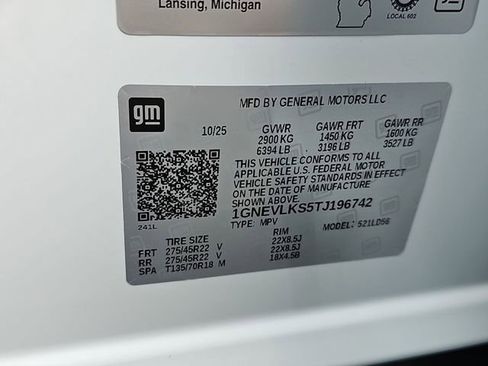 New 2026 Chevrolet Traverse RS w/ LPO, Floor Liner Package AWD/4WD image 34