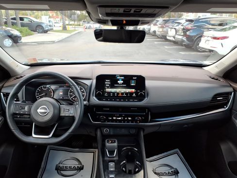 Certified 2023 Nissan Rogue SL w/ SL Premium Package image 23