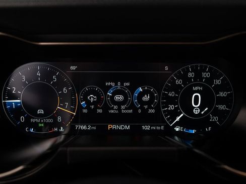 Used 2022 Ford Mustang Shelby GT500 w/ Technology Package RWD image 18