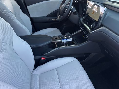 New 2025 Lexus TX 350 AWD image 17