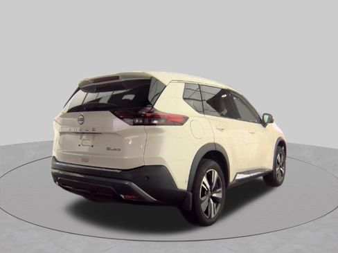 Used 2023 Nissan Rogue SL w/ SL Premium Package AWD/4WD image 4