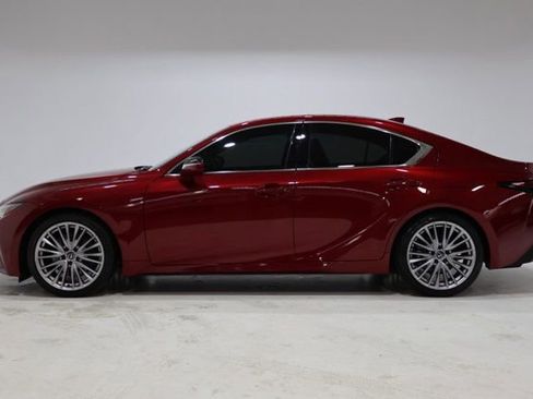Used 2024 Lexus IS 300 w/ Premium Package RWD image 4