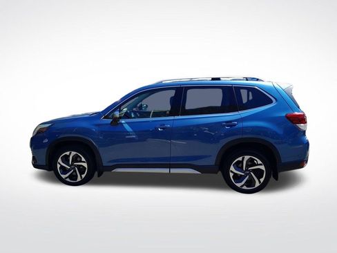 Used 2023 Subaru Forester Touring AWD/4WD image 4