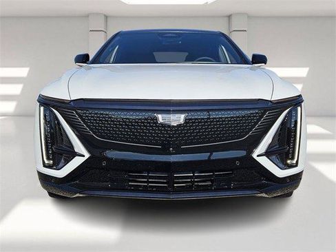 New 2026 Cadillac Lyriq Sport image 8
