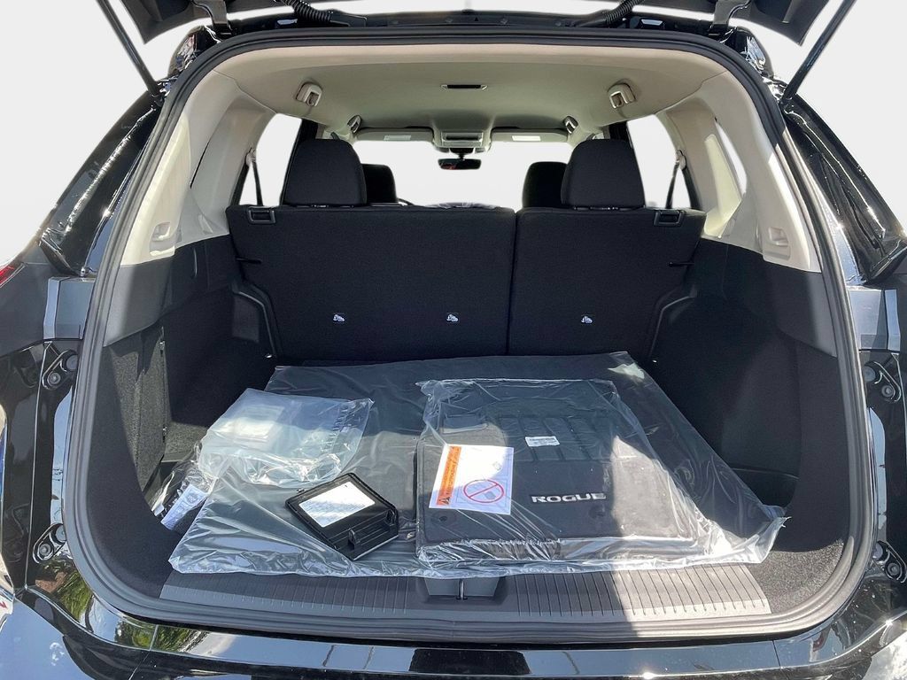 New 2026 Nissan Rogue S FWD image 9