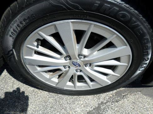 Used 2017 Subaru Impreza 2.0i Premium image 39