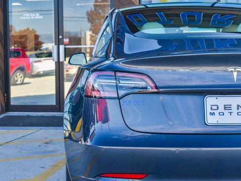 Used 2022 Tesla Model 3 Standard Range image 25
