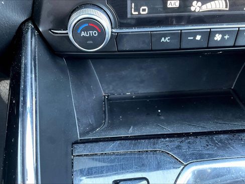 Used 2022 MAZDA CX-9 Touring image 16