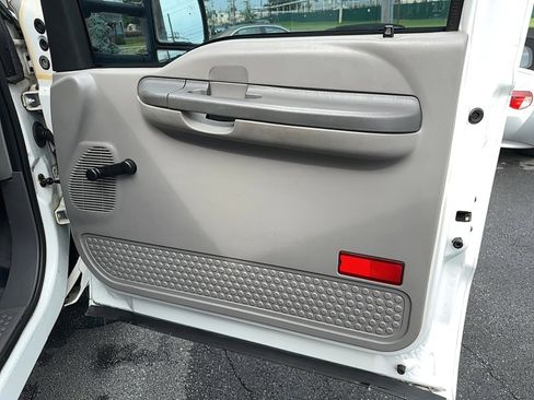 Used 1999 Ford F450 XL image 14