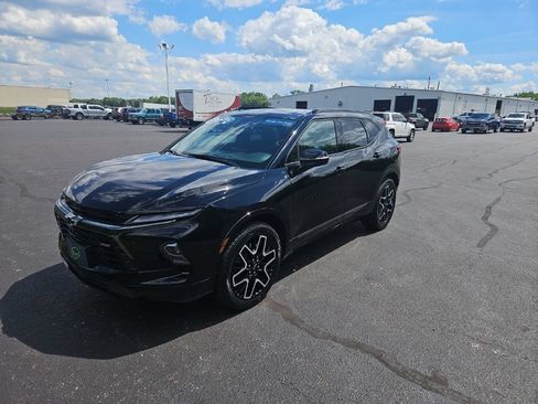 Certified 2024 Chevrolet Blazer RS w/ LPO, Floor Liner Package AWD/4WD image 3